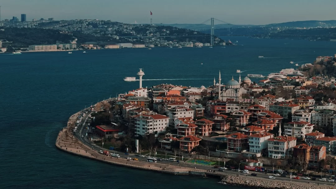 Bosphorus City aile yaşamı sosyal tesisler ve havuz alanı