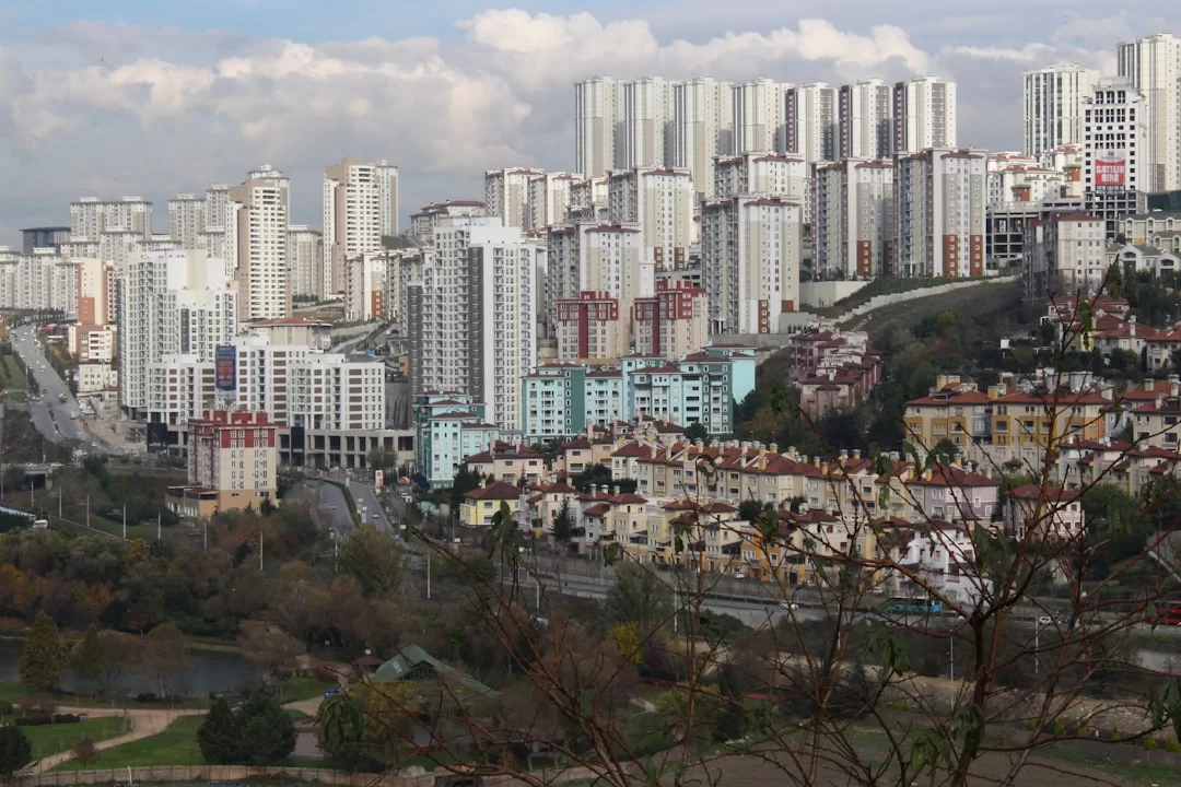 Avrupa Konutları site içi daire modern peyzaj alanı