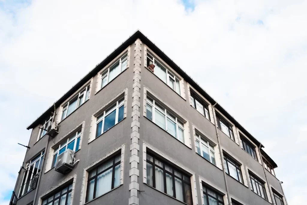 Ege Yakası 2+1 satılık daire modern iç mekan tasarımı